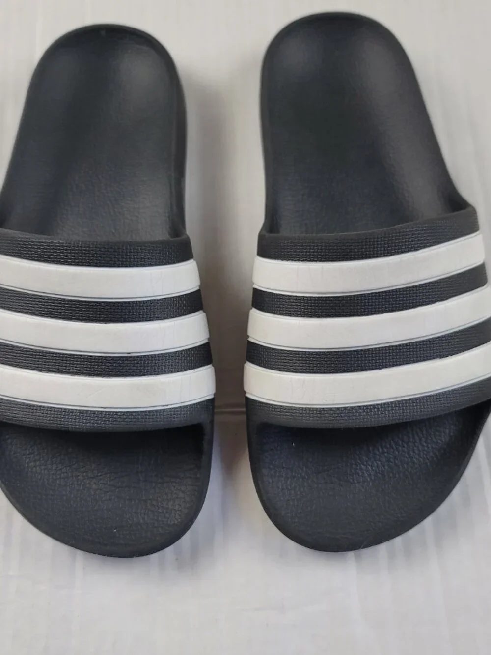 Adidas Adilette Aqua Slides Black White Youth Size 4 Cloudfoam Slip On Sandals